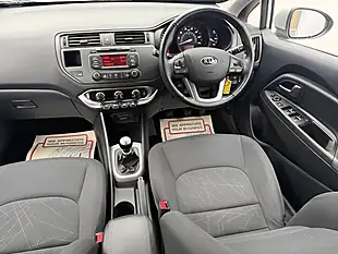 Used 2013 Kia Rio 2 Silver - Interior and Exterior details 8