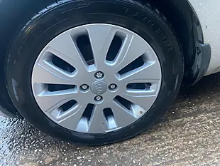 Used 2013 Kia Rio 2 Silver - Interior and Exterior details 11