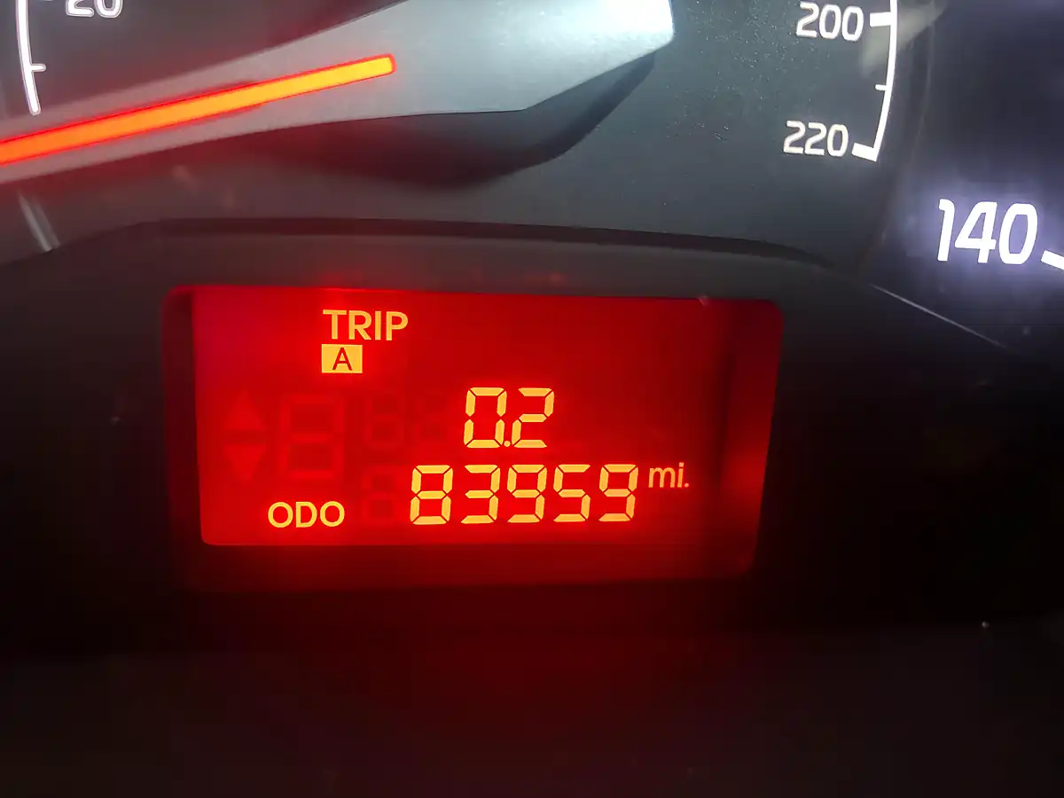 Used 2013 Kia Rio 2 Silver - Interior and Exterior details 17