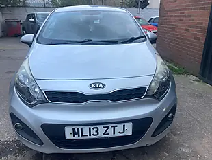 Used 2013 Kia Rio 2 Silver - Interior and Exterior details 2