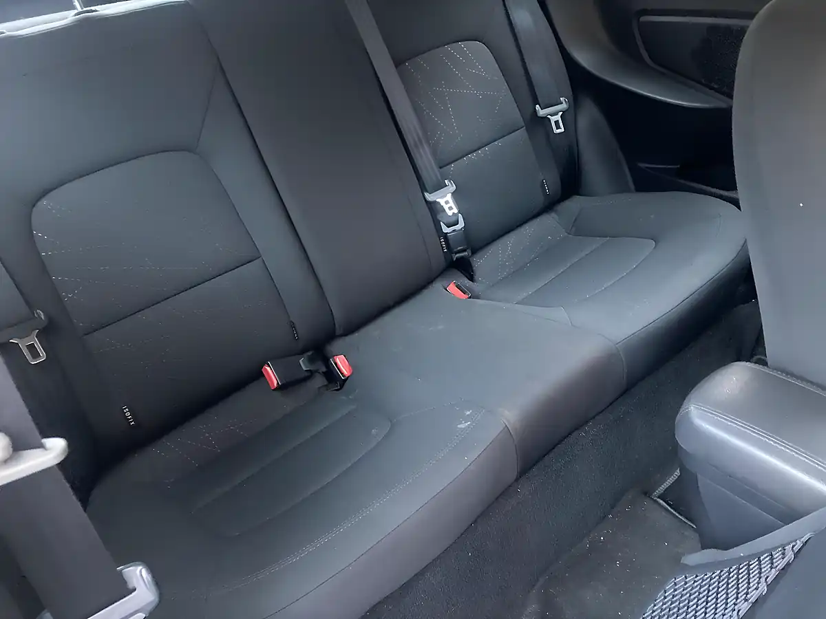 Used 2013 Kia Rio 2 Silver - Interior and Exterior details 9