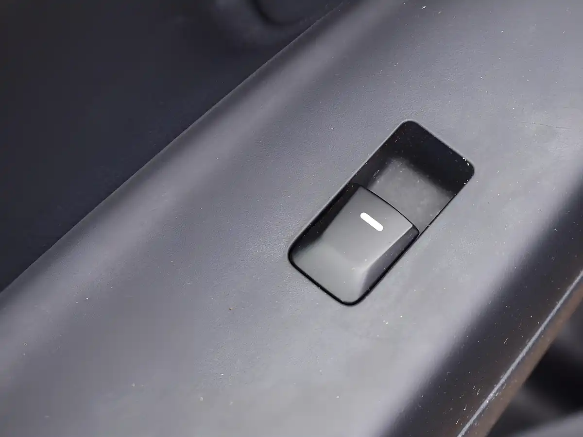 Used 2013 Kia Rio 3 Black - Interior and Exterior details 13