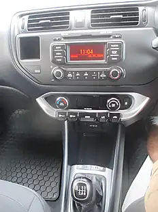 Used 2013 Kia Rio 3 Ecodynamics Grey - Interior and Exterior details 10
