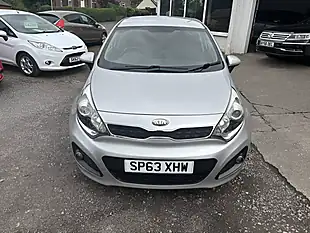 Used 2013 Kia Rio 3 Ecodynamics Silver - Interior and Exterior details 3