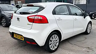 Used 2013 Kia Rio Ecodynamics 2 White - Interior and Exterior details 3