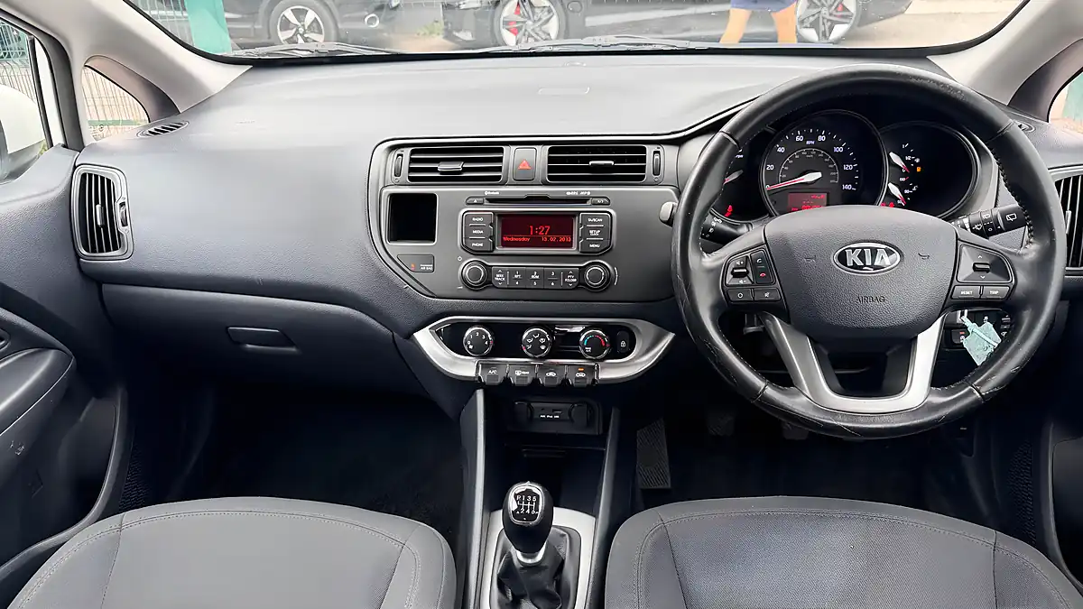 Used 2013 Kia Rio Ecodynamics 2 White - Interior and Exterior details 9