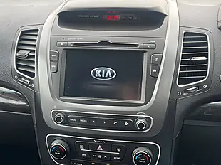 Used 2013 Kia Sorento KX-2 Black - Interior and Exterior details 10