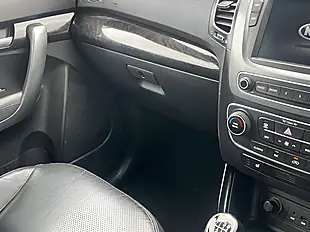 Used 2013 Kia Sorento KX-2 Black - Interior and Exterior details 9