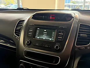 Used 2013 Kia Sorento KX-2 Silver - Interior and Exterior details 17
