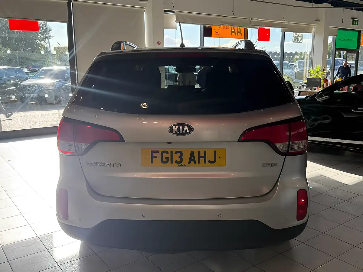Used 2013 Kia Sorento KX-2 Silver - Interior and Exterior details 8