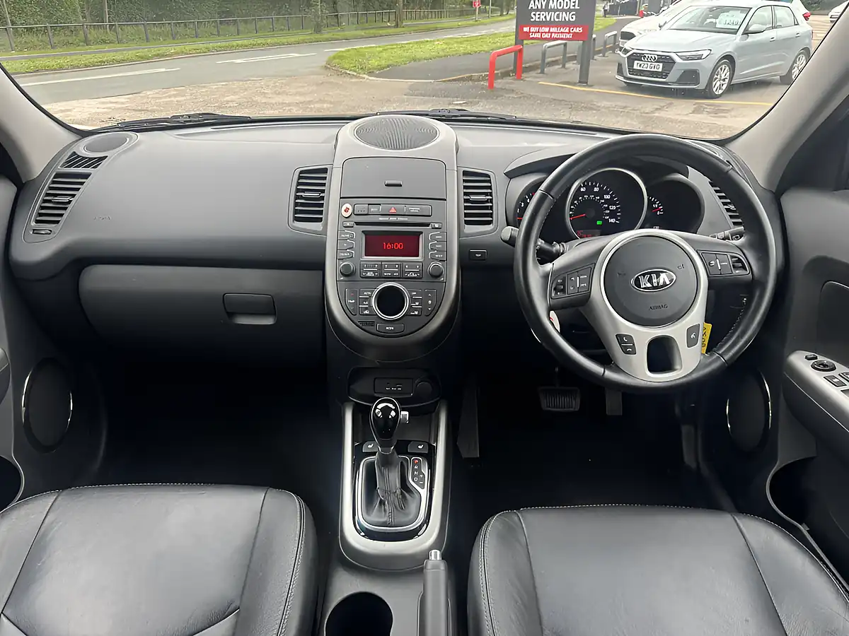 Used 2013 Kia Soul Quantum Silver - Interior and Exterior details 2