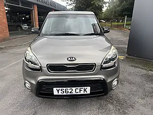 Used 2013 Kia Soul Quantum Silver - Interior and Exterior details 7