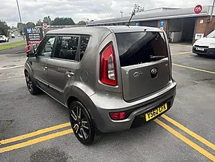 Used 2013 Kia Soul Quantum Silver - Interior and Exterior details 8