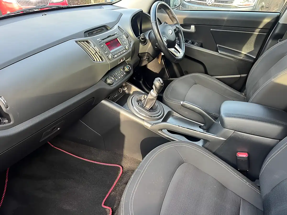 Used 2013 Kia Sportage Ecodynamics 1 Black - Interior and Exterior details 13