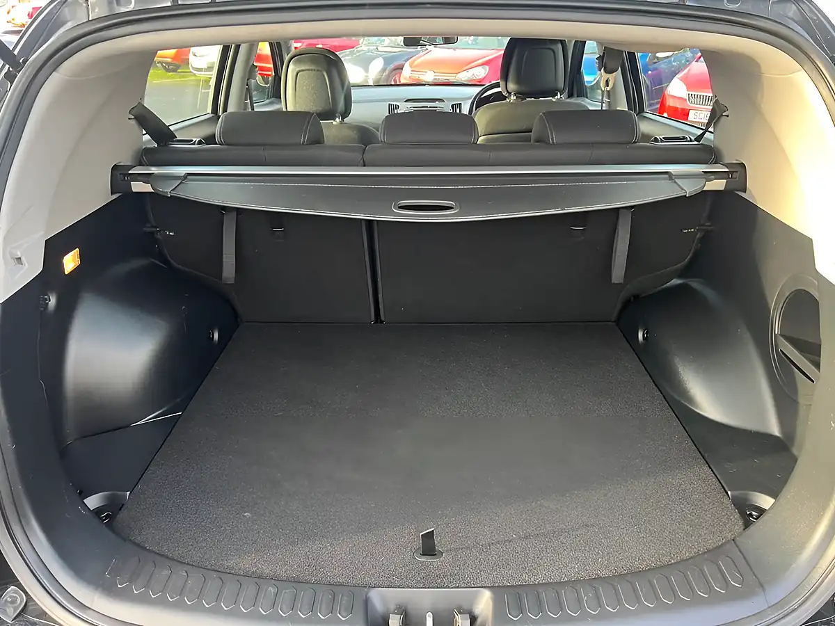 Used 2013 Kia Sportage Ecodynamics 1 Black - Interior and Exterior details 14