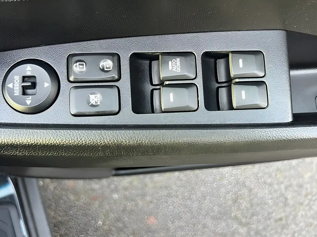 Used 2013 Kia Sportage Ecodynamics 1 Black - Interior and Exterior details 19