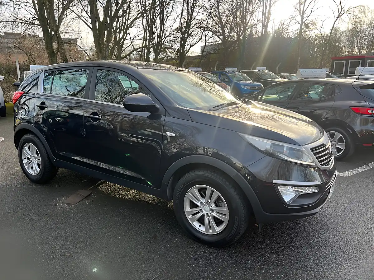 Used 2013 Kia Sportage Ecodynamics 1 Black - Interior and Exterior details 8