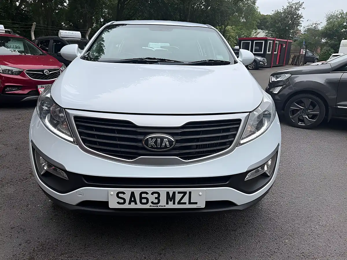 Used 2013 Kia Sportage Ecodynamics 1 White - Front View