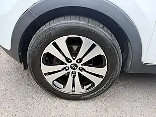 Used 2013 Kia Sportage Ecodynamics 1 White - Interior and Exterior details 12