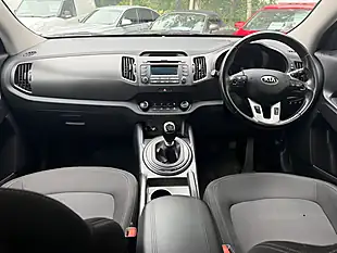 Used 2013 Kia Sportage Ecodynamics 1 White - Interior and Exterior details 16
