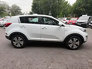 Used 2013 Kia Sportage Ecodynamics 1 White - Interior and Exterior details 7