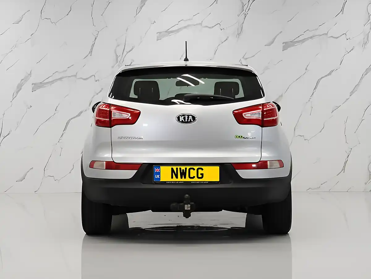 Used 2013 Kia Sportage Ecodynamics 2 Silver - Interior and Exterior details 5