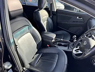 Used 2013 Kia Sportage Ecodynamics 3 Black - Interior and Exterior details 15