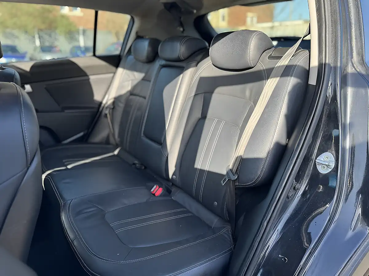 Used 2013 Kia Sportage Ecodynamics 3 Black - Interior and Exterior details 18