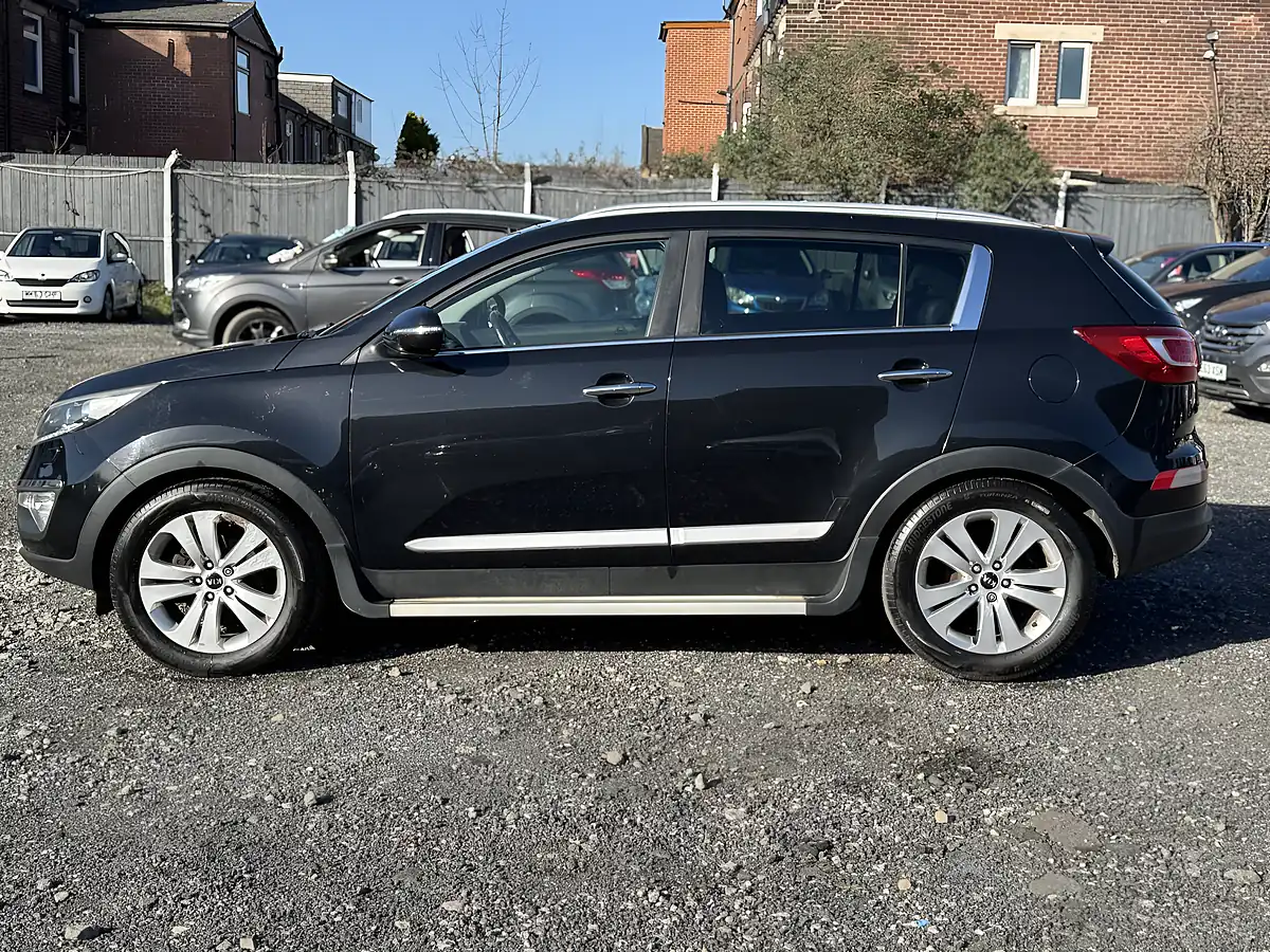Used 2013 Kia Sportage Ecodynamics 3 Black - Interior and Exterior details 4