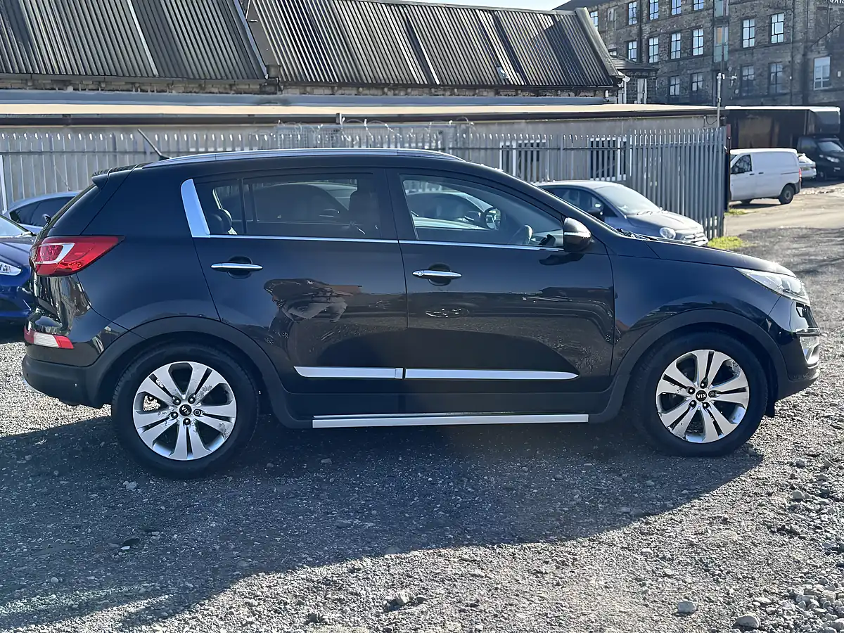 Used 2013 Kia Sportage Ecodynamics 3 Black - Interior and Exterior details 8