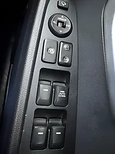 Used 2013 Kia Sportage Ecodynamics 3 White - Interior and Exterior details 8