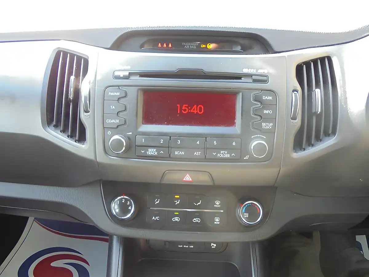 Used 2013 Kia Sportage KX-2 Silver - Interior and Exterior details 10