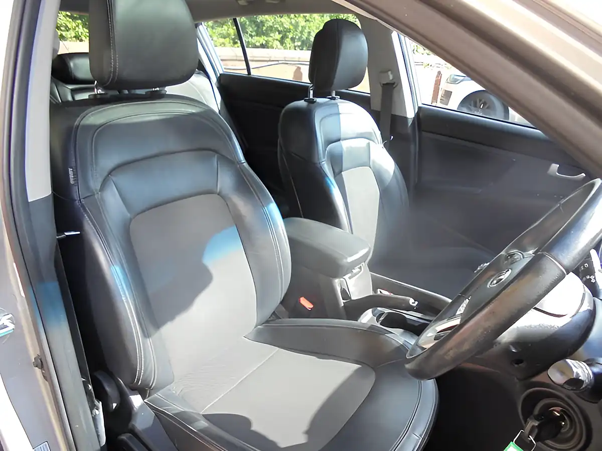 Used 2013 Kia Sportage KX-2 Silver - Interior and Exterior details 14
