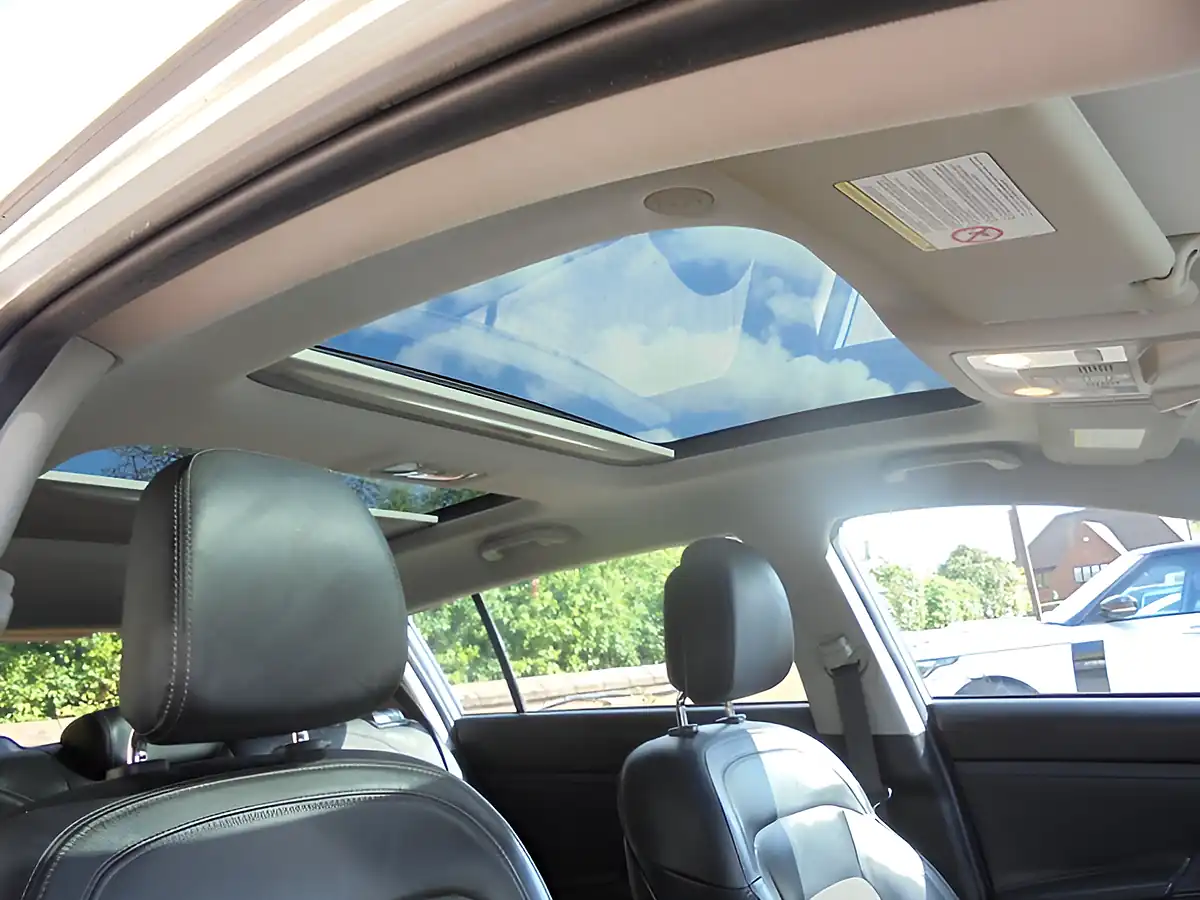 Used 2013 Kia Sportage KX-2 Silver - Interior and Exterior details 16