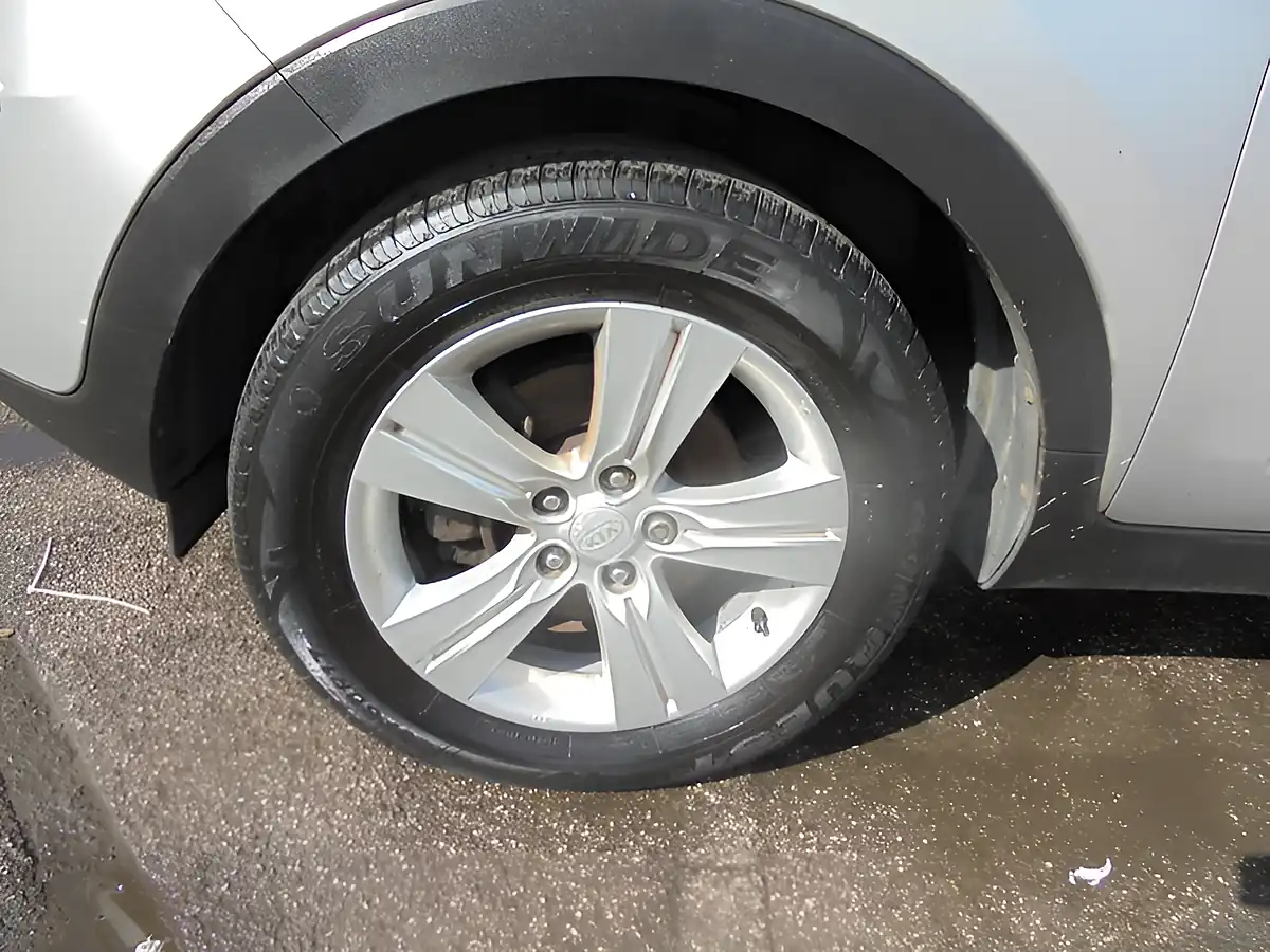 Used 2013 Kia Sportage KX-2 Silver - Interior and Exterior details 17