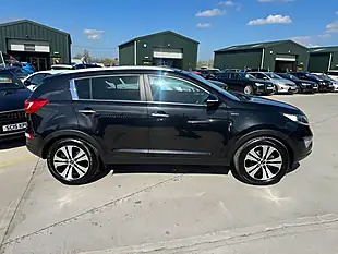 Used 2013 Kia Sportage KX-3 Black - Interior and Exterior details 10