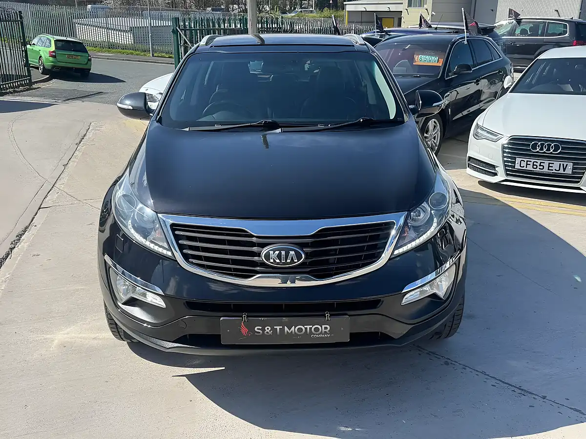 Used 2013 Kia Sportage KX-3 Black - Interior and Exterior details 2