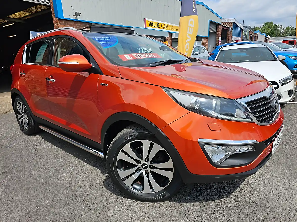 Used 2013 Kia Sportage KX-3 Orange - Front View