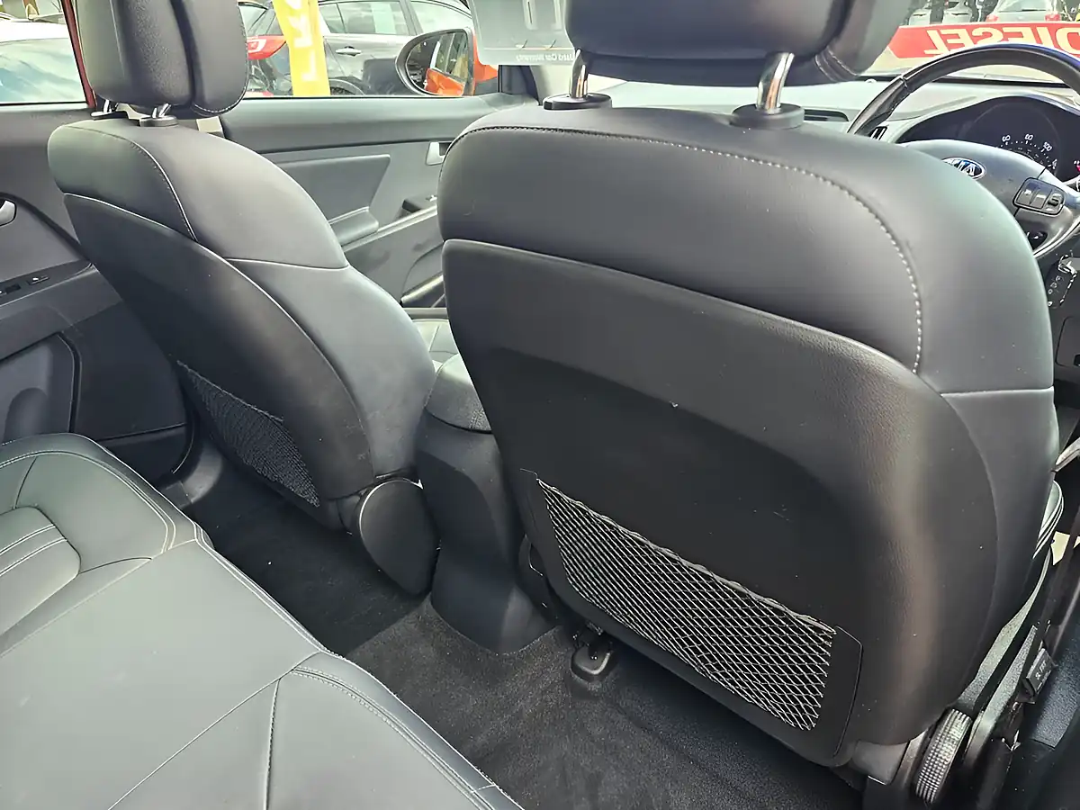 Used 2013 Kia Sportage KX-3 Orange - Interior and Exterior details 8