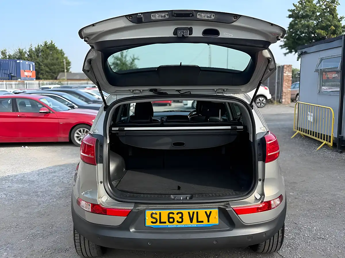 Used 2013 Kia Sportage KX-3 Silver - Interior and Exterior details 7