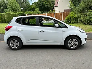 Used 2013 Kia Venga 1 White - Interior and Exterior details 2