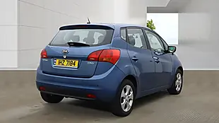 Used 2013 Kia Venga 2 Blue - Interior and Exterior details 14