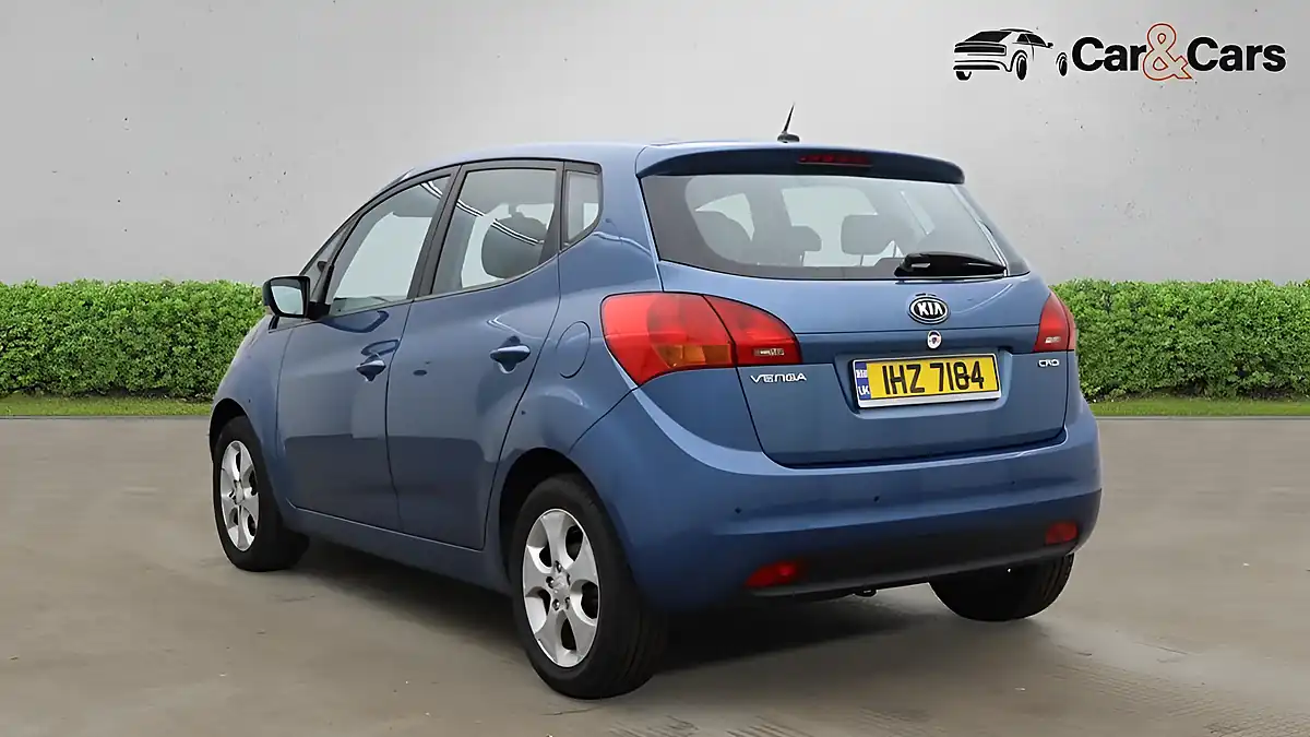 Used 2013 Kia Venga 2 Blue - Interior and Exterior details 3
