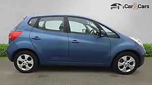 Used 2013 Kia Venga 2 Blue - Interior and Exterior details 5