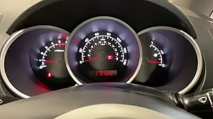 Used 2013 Kia Venga 2 Blue - Interior and Exterior details 7