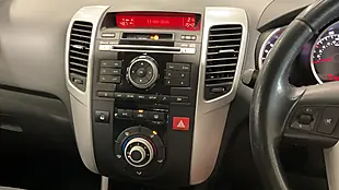 Used 2013 Kia Venga 2 Blue - Interior and Exterior details 8