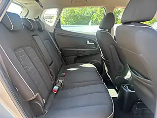 Used 2013 Kia Venga 2 Silver - Interior and Exterior details 12