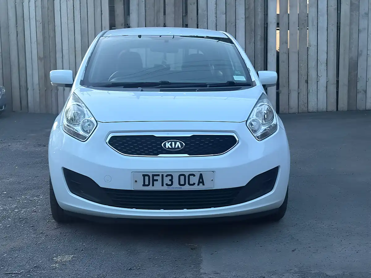 Used 2013 Kia Venga 2 White - Interior and Exterior details 2