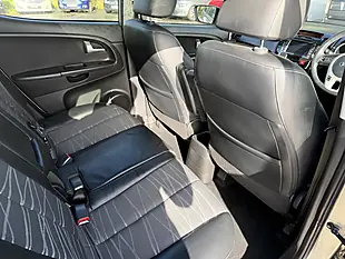 Used 2013 Kia Venga 3 Silver - Interior and Exterior details 10
