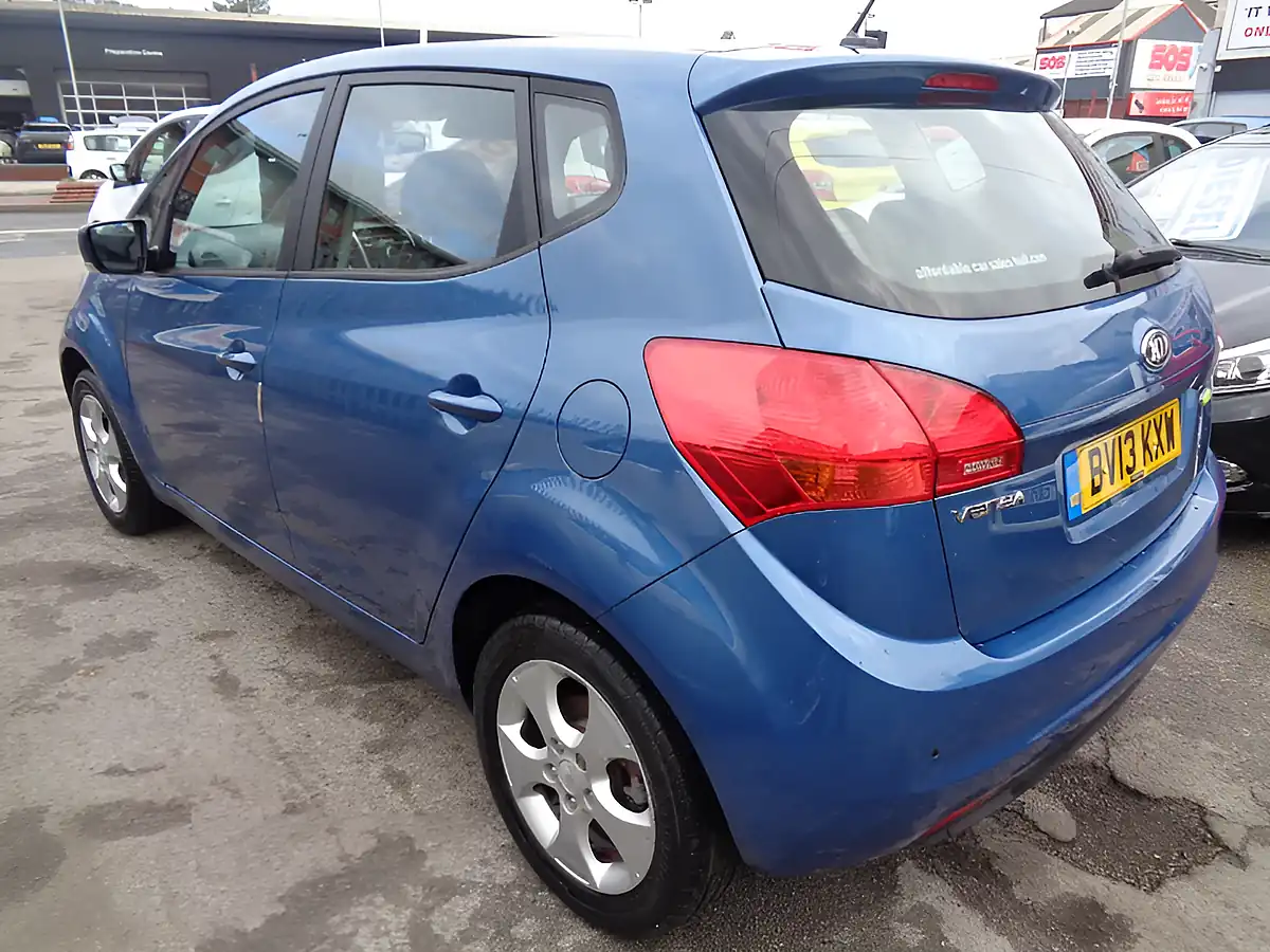 Used 2013 Kia Venga Ecodynamics 2 Blue - Interior and Exterior details 3